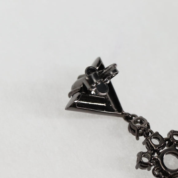 LOUIS VUITTON Pierce LV Chandelier Metal Silver Tone M02180 LV Auth 118796M