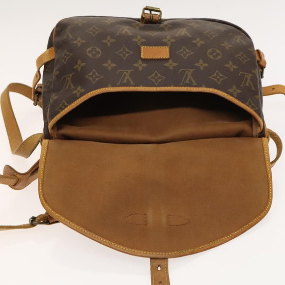 LOUIS VUITTON Monogram Saumur 30 Shoulder Bag M42256 LV Auth 118837