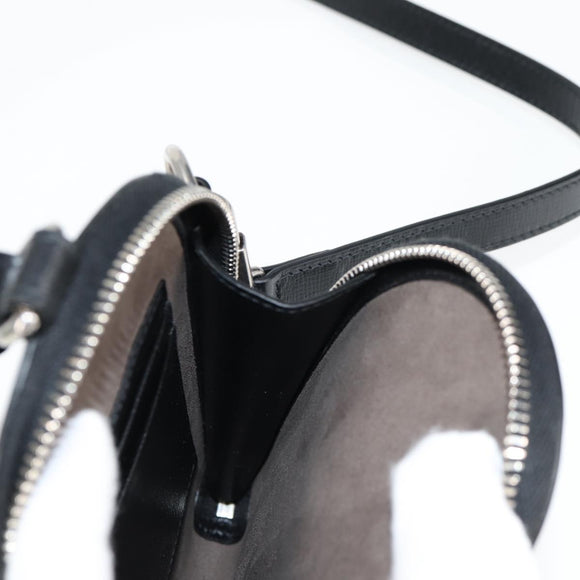 GUCCI GG Supreme Shoulder Bag PVC Black Silver Auth 118863M