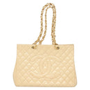 CHANEL Matelasse Chain Tote Bag Patent leather Beige Gold CC Auth 118936-13