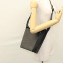 LOUIS VUITTON Epi Sac Seau Shoulder Bag Black M80161 LV Auth 119004-23