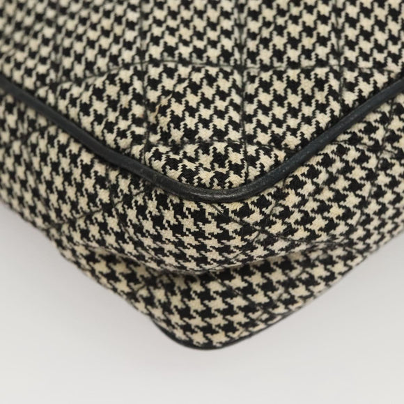 CHANEL Matelasse Ketting Schoudertas Canvas Wit Zwart CC Auth 120186V