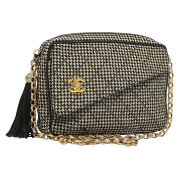 CHANEL Matelasse Chain Shoulder Bag Canvas White Black CC Auth 120186