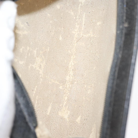 CHANEL Pouch Caviar Skin Black Gold CC Auth 121318