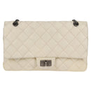 CHANEL Matelasse 2.25 Chain Shoulder Bag Caviar Skin White CC Auth 121441-13
