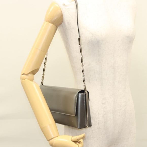 Salvatore Ferragamo Chain Shoulder Bag Patent leather Silver Auth 121470