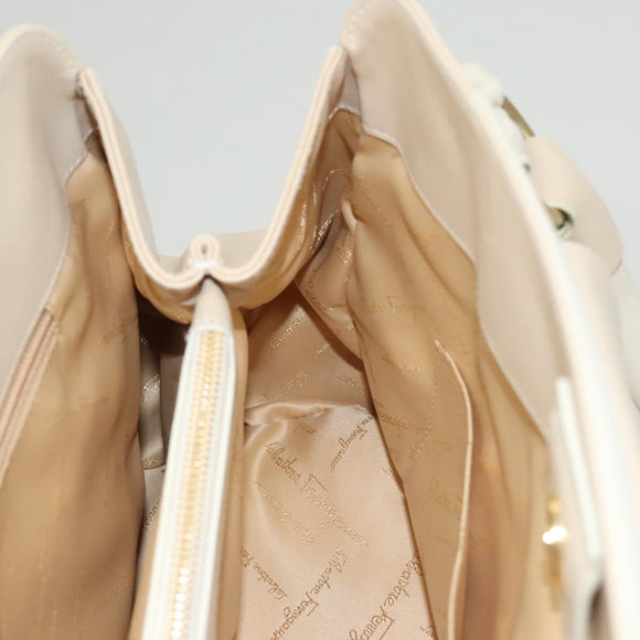 Salvatore Ferragamo Gancini Shoulder Bag Leather Ivory Gold Auth 121471