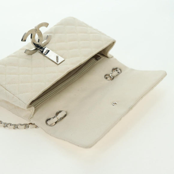 CHANEL Matelasse Chain Shoulder Bag Canvas White Silver CC Auth 121513