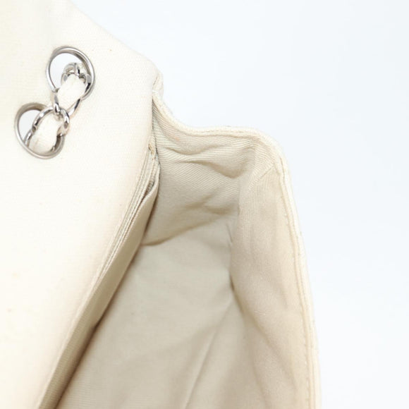 CHANEL Matelasse Chain Shoulder Bag Canvas White Silver CC Auth 121513V