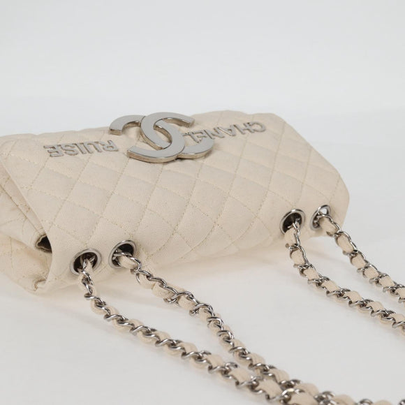 CHANEL Matelasse Chain Shoulder Bag Canvas White Silver CC Auth 121513V