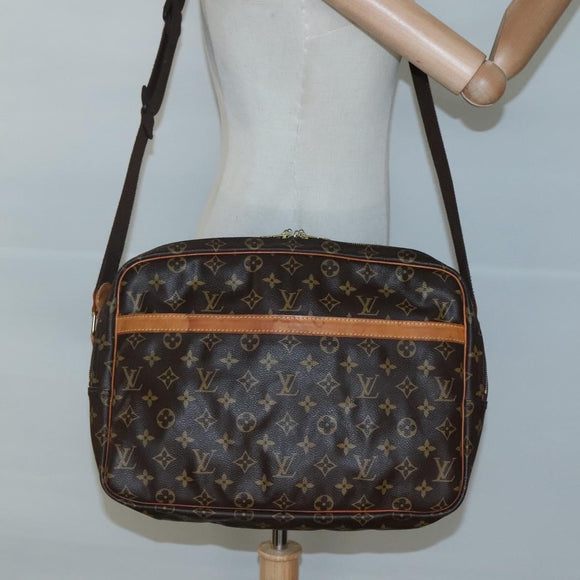 LOUIS VUITTON Monogram Reporter GM Shoulder Bag M45252 LV Auth 121533