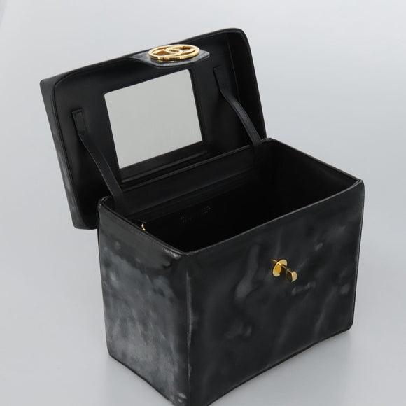 CHANEL Vanity Bag Patent Leather 2way Black Gold CC Auth 121811