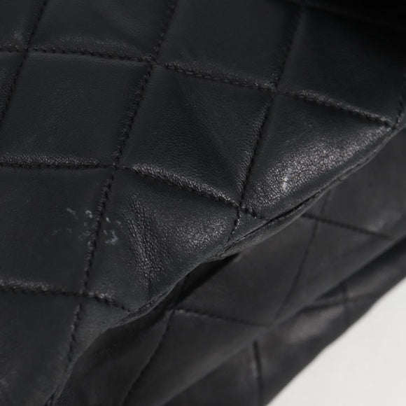 CHANEL Matelasse Shoulder Bag Caviar Skin Black Gold CC Auth 122114