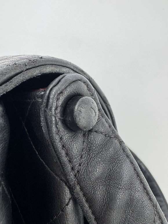 CHANEL Matelasse Shoulder Bag Caviar Skin Black Gold CC Auth 122114