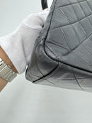 CHANEL Matelasse Shoulder Bag Caviar Skin Black Gold CC Auth 122114-31