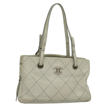 CHANEL Wild Stitch Shoulder Bag Leather Ivory Silver CC Auth 122688