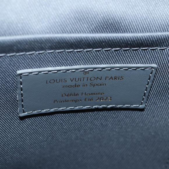 LOUIS VUITTON 2023 Men's Collection Cruiser Messenger Calf M21812 Auth 123080SM