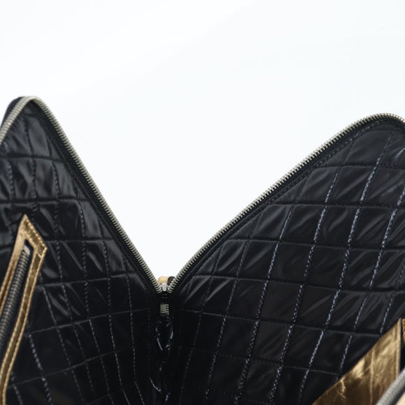 CHANEL Clutch Bag Leather Gold CC Auth 123083V