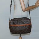 LOUIS VUITTON Monogram Reporter PM Shoulder Bag M45254 LV Auth 123602-23