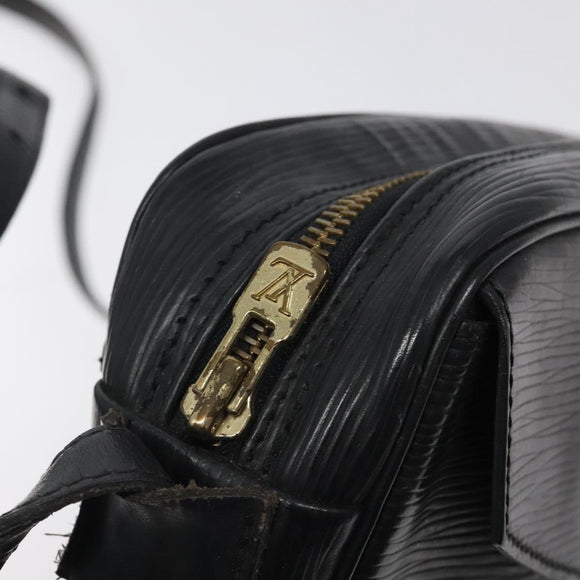 LOUIS VUITTON Epi Jeune Fille MM Shoulder Bag Black M52152 LV Auth 123658