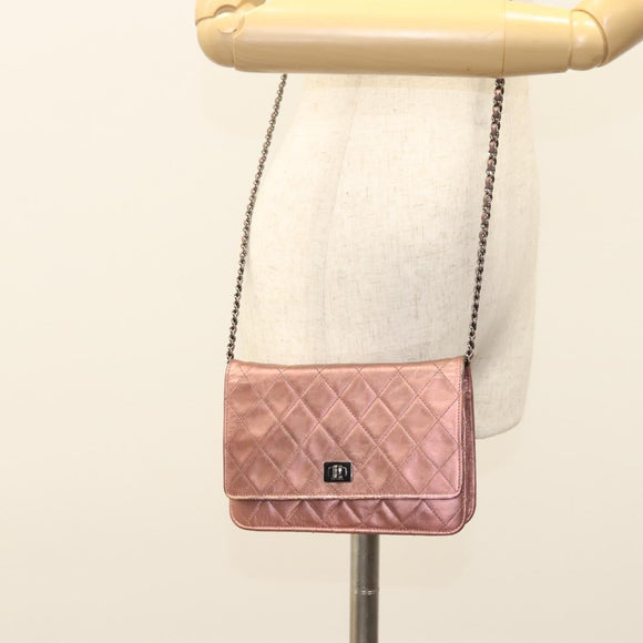 CHANEL Matelasse 2.25 Chain Wallet Shoulder Bag Leather Pink CC Auth 123687