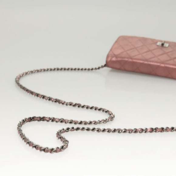 CHANEL Matelasse 2.25 Chain Wallet Shoulder Bag Leather Pink CC Auth 123687