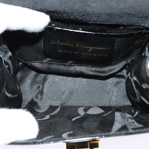 Salvatore Ferragamo Gancini Shoulder Bag Enamel Black Gold Auth 123760