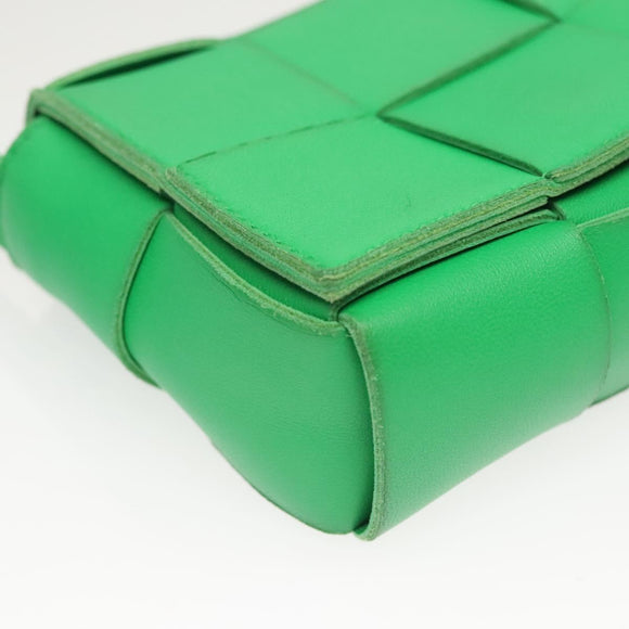 BOTTEGA VENETA MAXI INTRECCIATO Shoulder Bag Leather Green Auth 124769