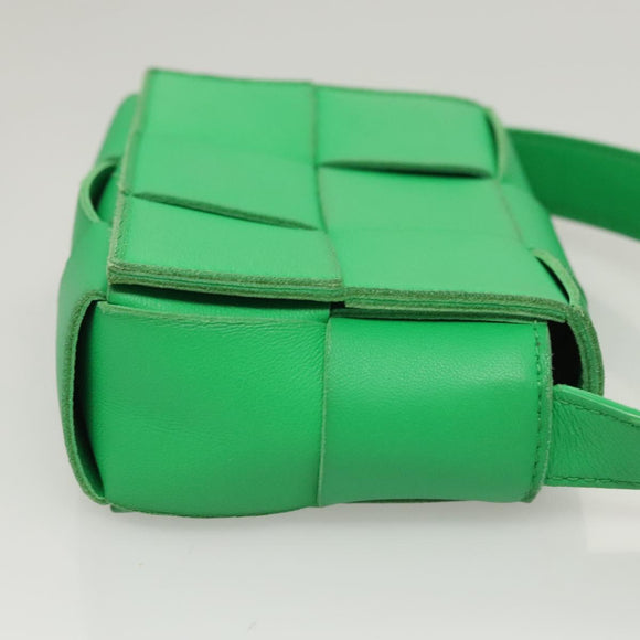 BOTTEGA VENETA MAXI INTRECCIATO Shoulder Bag Leather Green Auth 124769