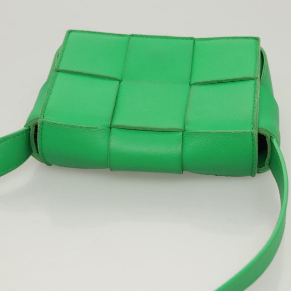 BOTTEGA VENETA MAXI INTRECCIATO Shoulder Bag Leather Green Auth 124769