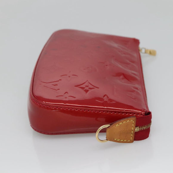 LOUIS VUITTON Vernis Pochette Accessoires Pouch Pomme D'amour M91577 Auth 125358