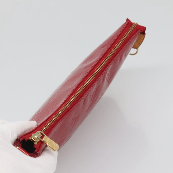LOUIS VUITTON Vernis Pochette Accessoires Pouch Pomme D'amour M91577 Auth 125358