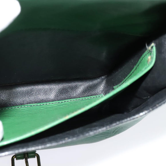 LOUIS VUITTON Epi Cartouchiere MM Shoulder Bag Green M52244 LV Auth 125397