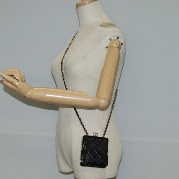 CHANEL Matelasse Chain Pouch Shoulder Bag Lamb Skin Black Gold CC Auth 125435AM