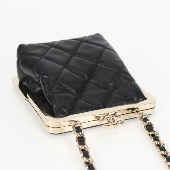 CHANEL Matelasse Chain Pouch Shoulder Bag Lamb Skin Black Gold CC Auth 125435AM