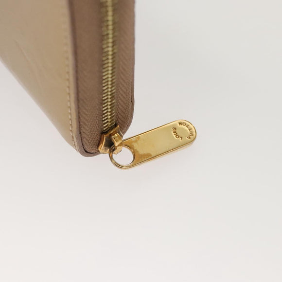 LOUIS VUITTON Vernis Zippy Coin Purse Coin Purse Beige Poodle M91762 Auth 125494