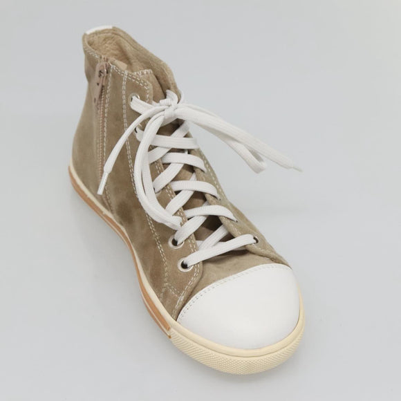 FENDI Sneakers Suede Beige Auth 125724