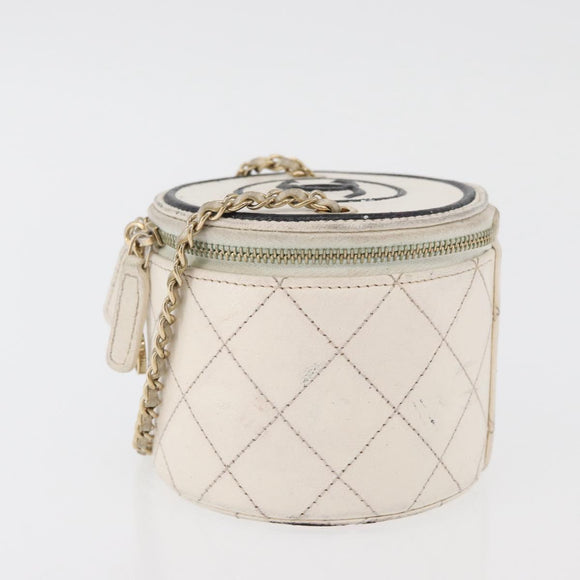CHANEL Matelasse Chain Shoulder Bag Leather White Gold CC Auth 126060