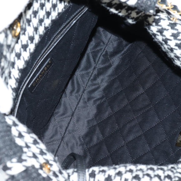 CHANEL Chain Shoulder Bag Tweed Black Gold CC Auth 126118SM