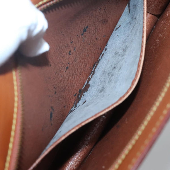 LOUIS VUITTON Epi Pochette Homme Clutch Bag Zipangu Gold M52528 LV Auth 126195