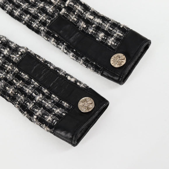 CHANEL Girl Chanel Jacket Shoulder Bag tweed Black White CC Auth 126244V