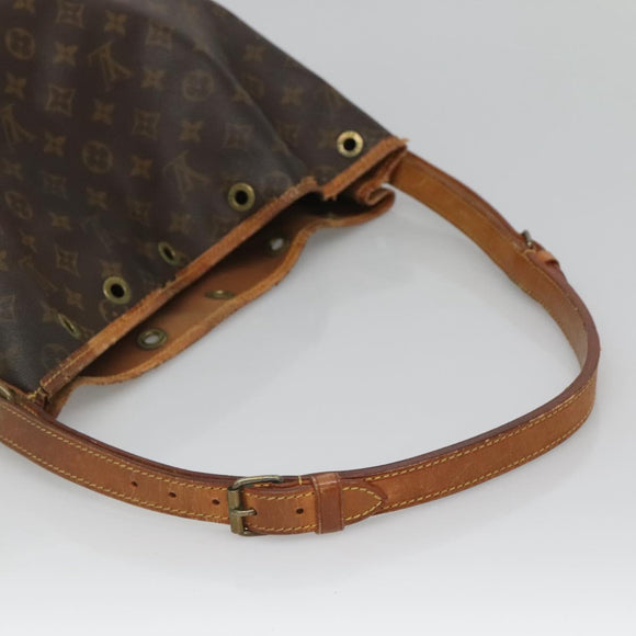 LOUIS VUITTON Monogram Noe Shoulder Bag M42224 LV Auth 126279