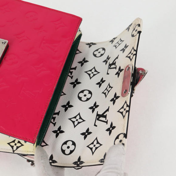 LOUIS VUITTON Vernis Winewood PM Shoulder Bag Rose Pop M90443 LV Auth 127441M