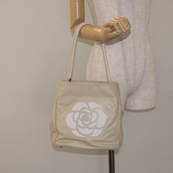 CHANEL Camelia Shoulder Bag Leather Ivory CC Auth 127482