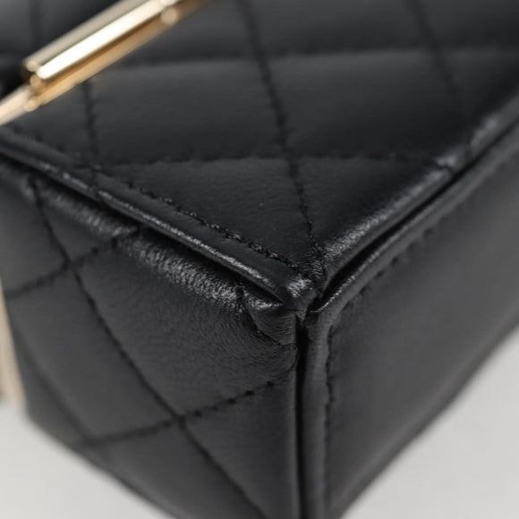 CHANEL Matelasse Chain Shoulder Bag Lamb Skin Black Gold CC Auth 127743SM