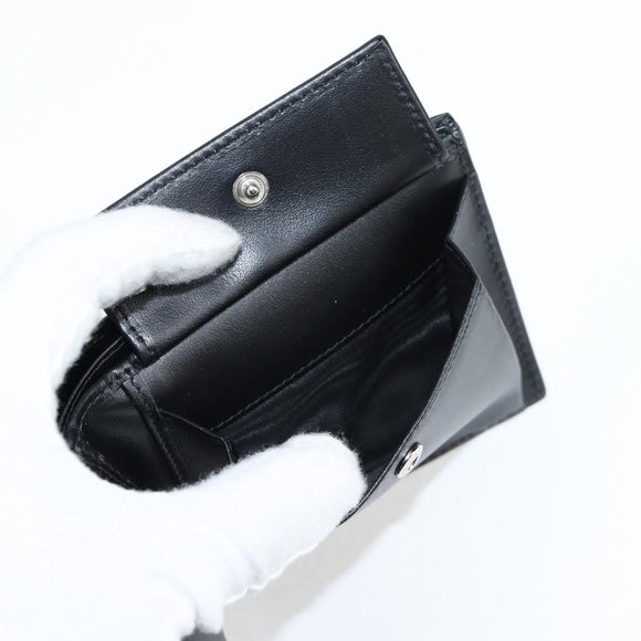 PRADA Wallet Patent leather Silver Auth 127893M