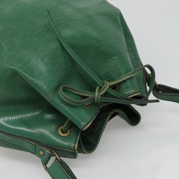 LOUIS VUITTON Epi Petit Noe Shoulder Bag Green M44104 LV Auth 127973