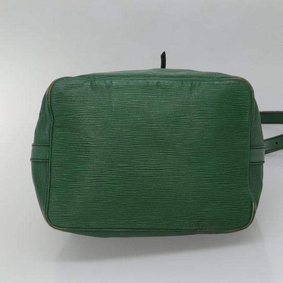 LOUIS VUITTON Epi Petit Noe Shoulder Bag Green M44104 LV Auth 127973