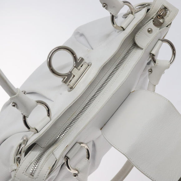 Salvatore Ferragamo Gancini Shoulder Bag Leather White Silver Auth 128020