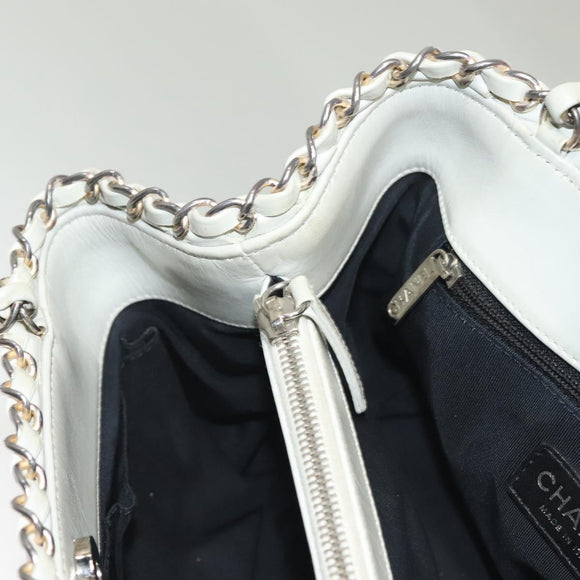 CHANEL Chain Shoulder Bag Lamb Skin White Silver CC Auth 128035